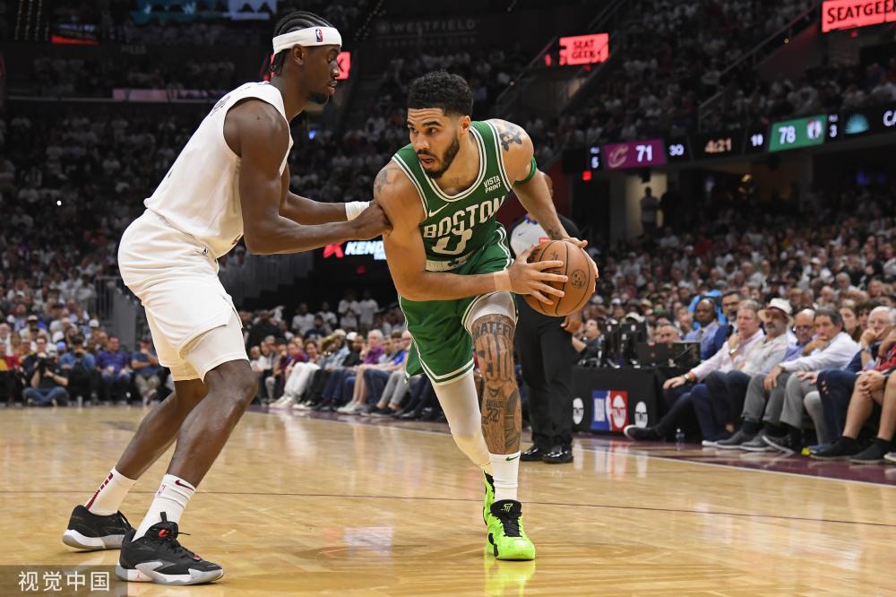 最高的球员 最高的球员