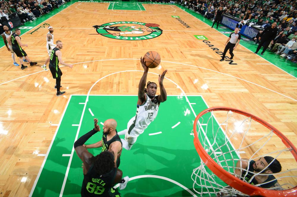 西蒙斯作为 西蒙斯作为