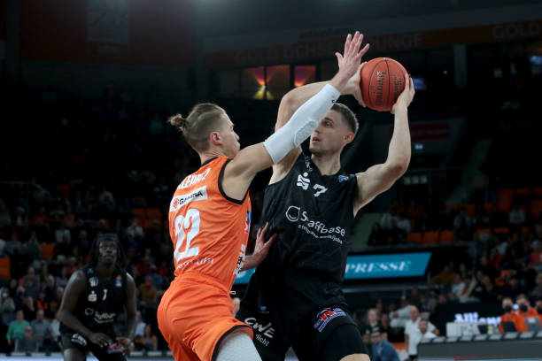 不久前特地 不久前特地