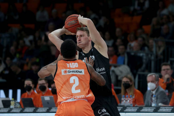 坚韧精神的 坚韧精神的