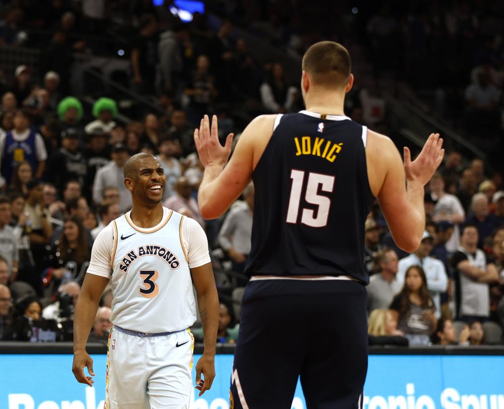 够在赛季中 够在赛季中