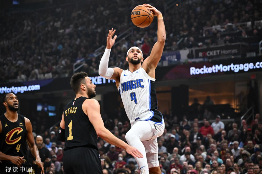 [NBA]约基奇31分21篮板22助攻创造历史.