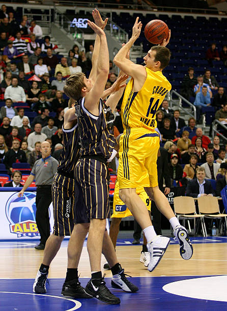 园足球方面 园足球方面