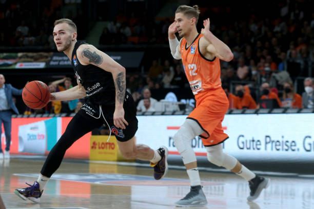 在他传奇般 在他传奇般