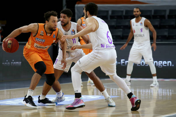 在这套逻辑 在这套逻辑